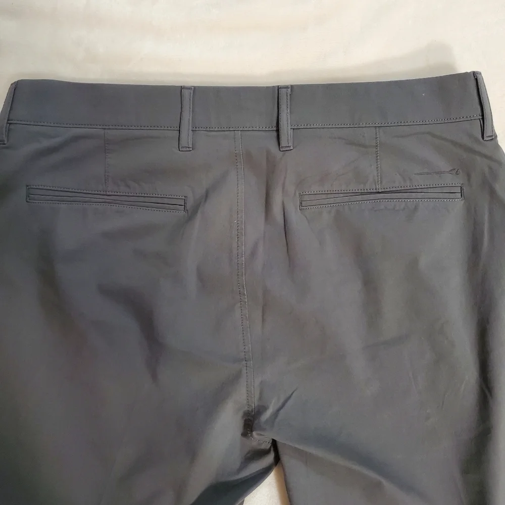 J. Crew Tech Pant 484 Slim Size 34x30. Gray Color.  SKU# A-64